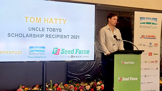 Tom-Hatty-2021-Uncle-Tobys-Scholar-speaks-at-2022-Expo